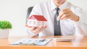 Read more about the article İşe Yeni Başlayan Gayrimenkul Danışmanı İçin Bilgilendirici Rehber